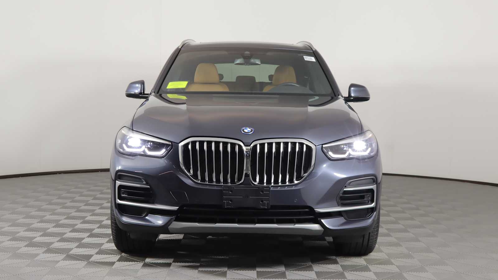 2022 Bmw X5 xDrive45e photo 2