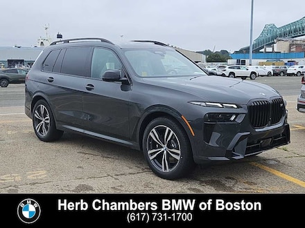 2026 BMW X7 M60i SUV