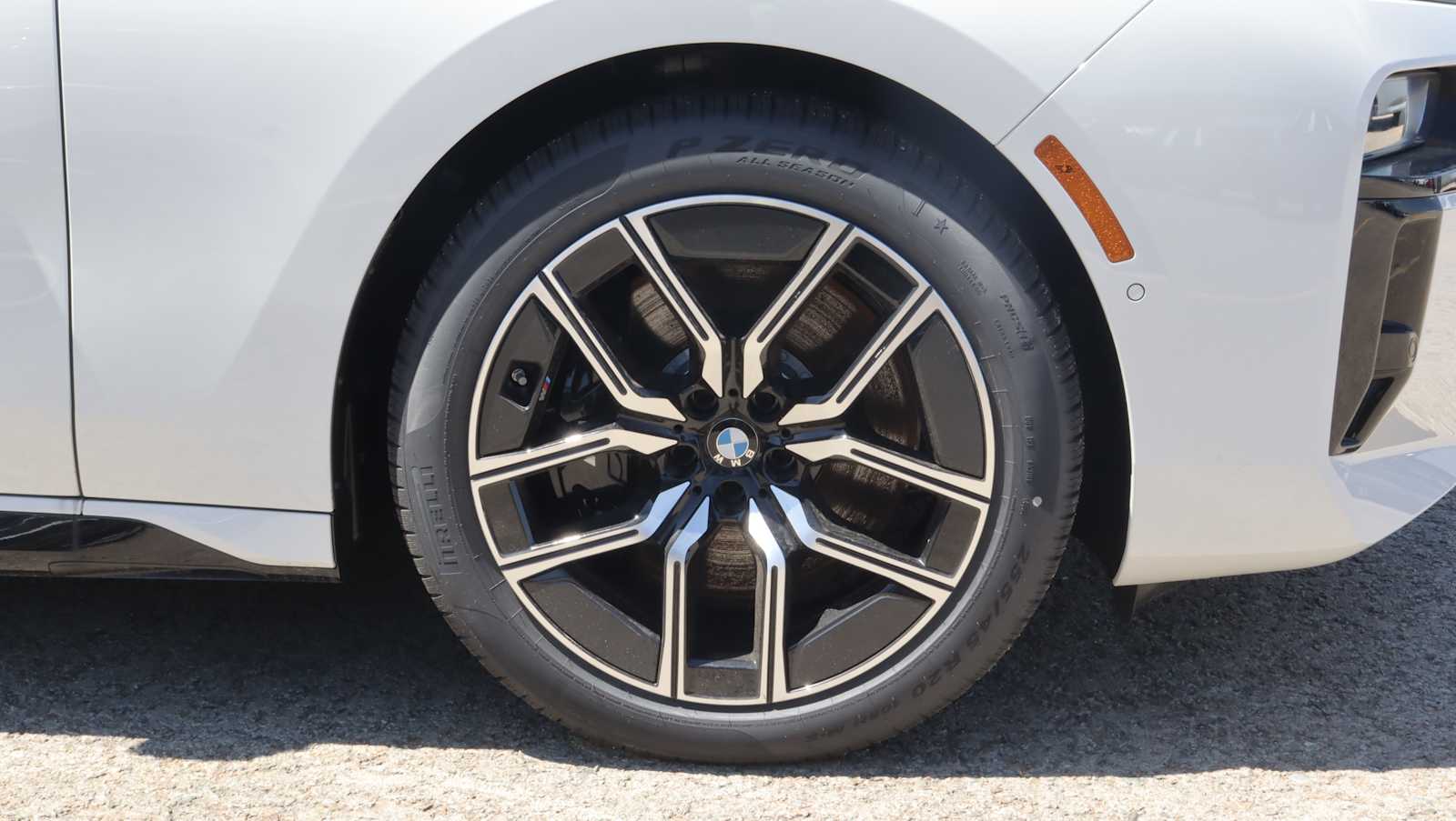 new 2026 BMW 760i car, priced at $138,760