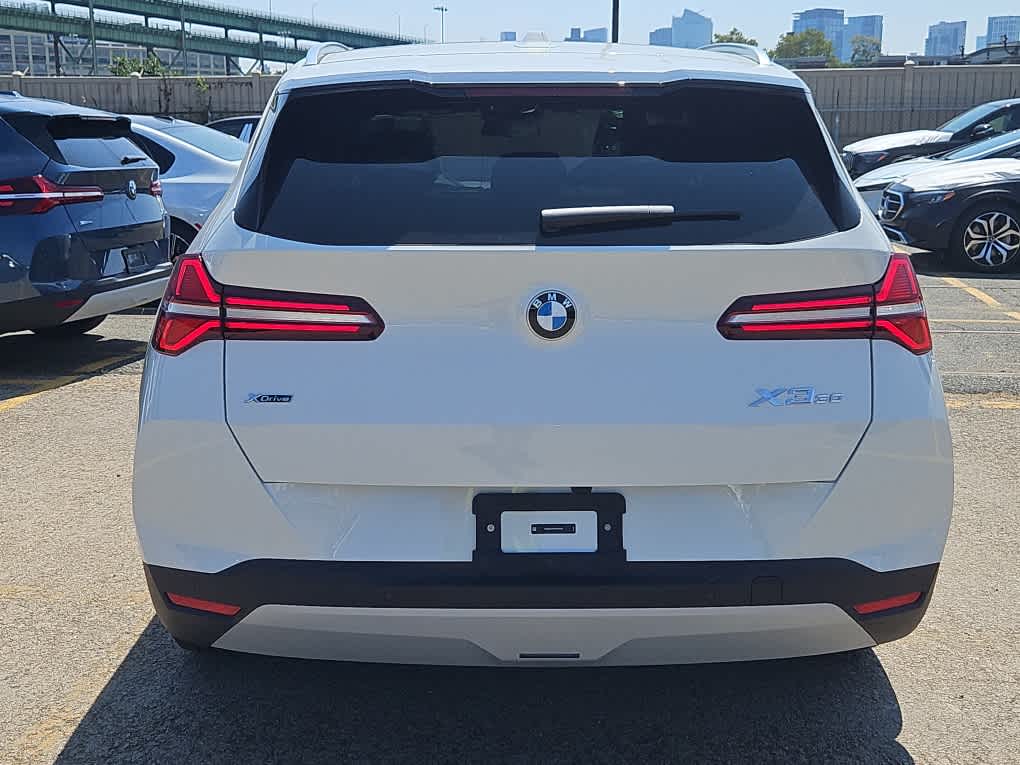 2026 Bmw X3 photo 3