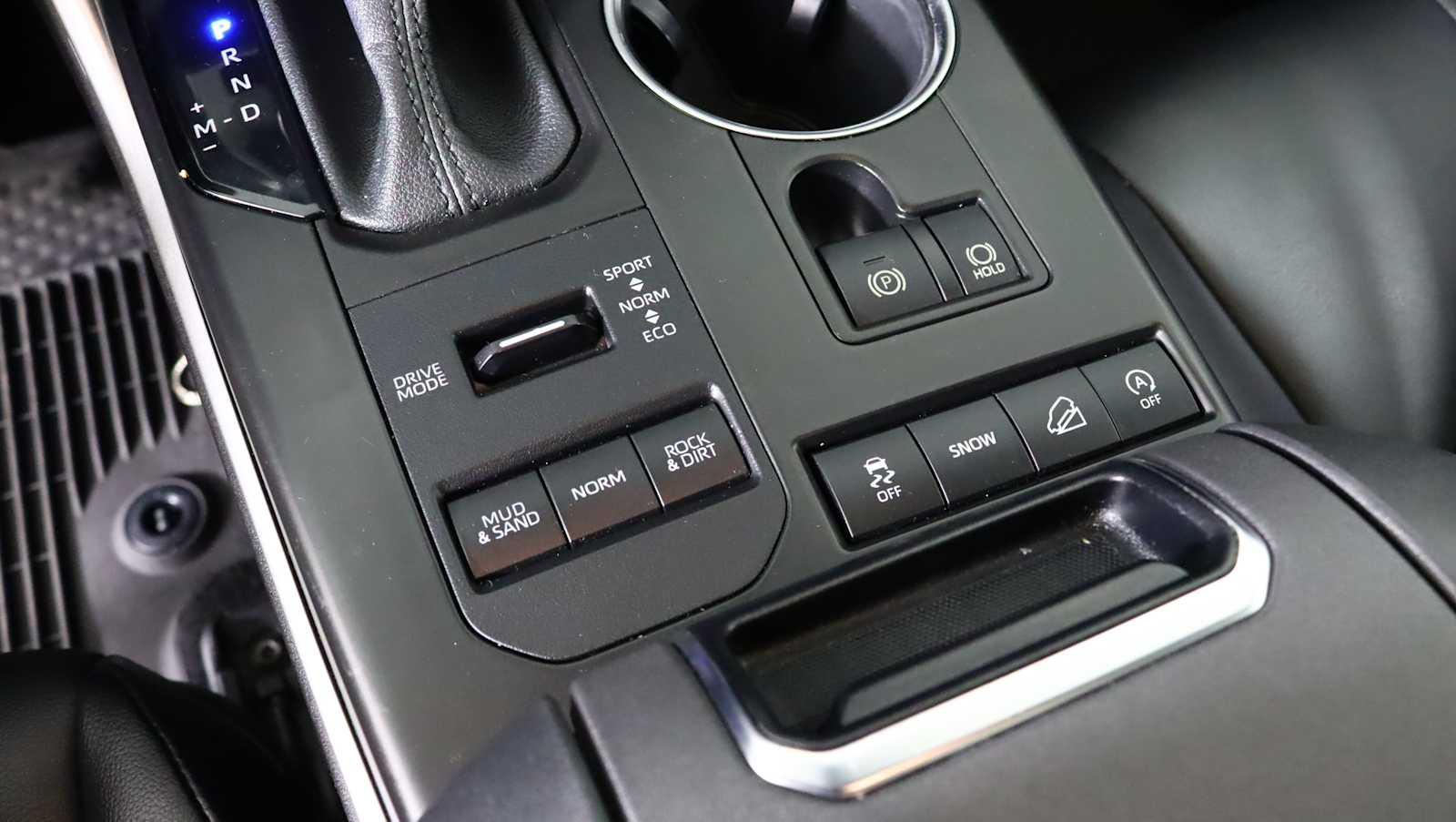 used 2021 Toyota Highlander car, priced at $31,572