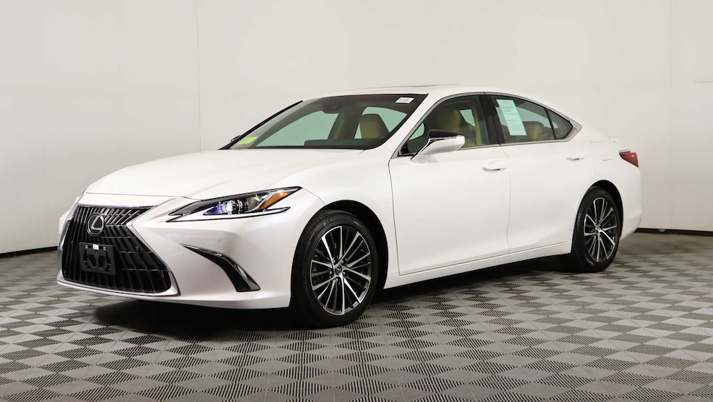 Used 2023 Lexus ES 300h Sedan