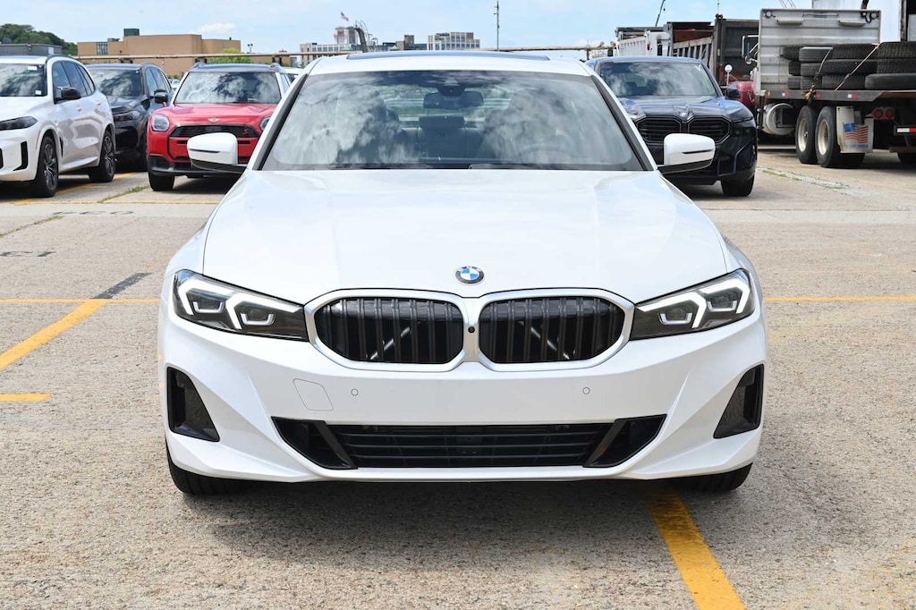 New 2026 BMW 330i xDrive Sedan