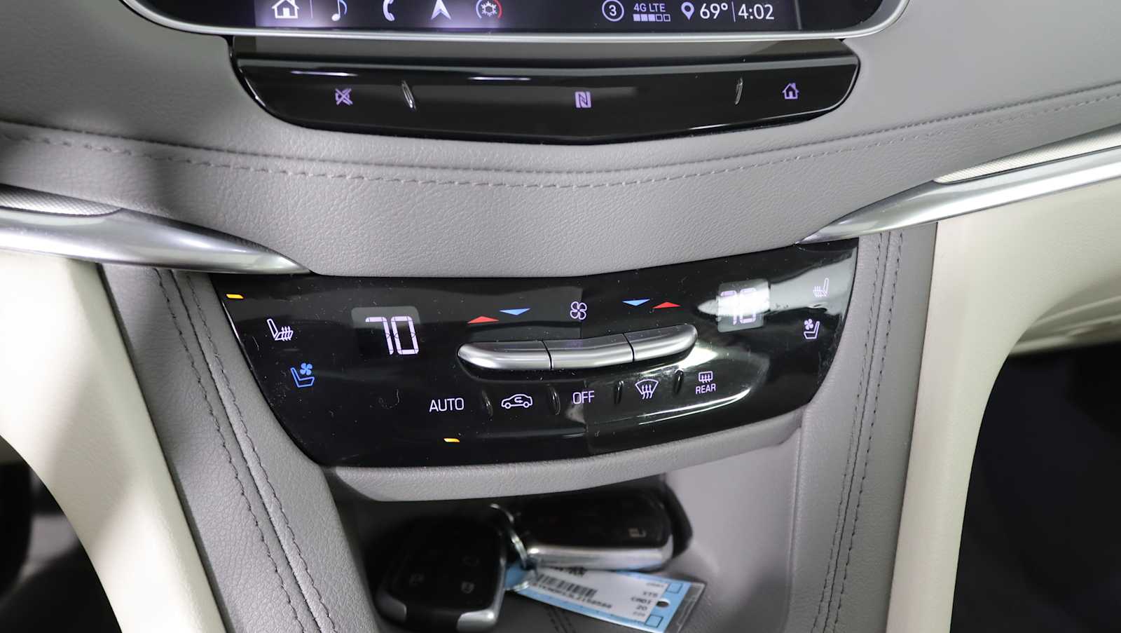 used 2020 Cadillac XT5 car, priced at $24,731