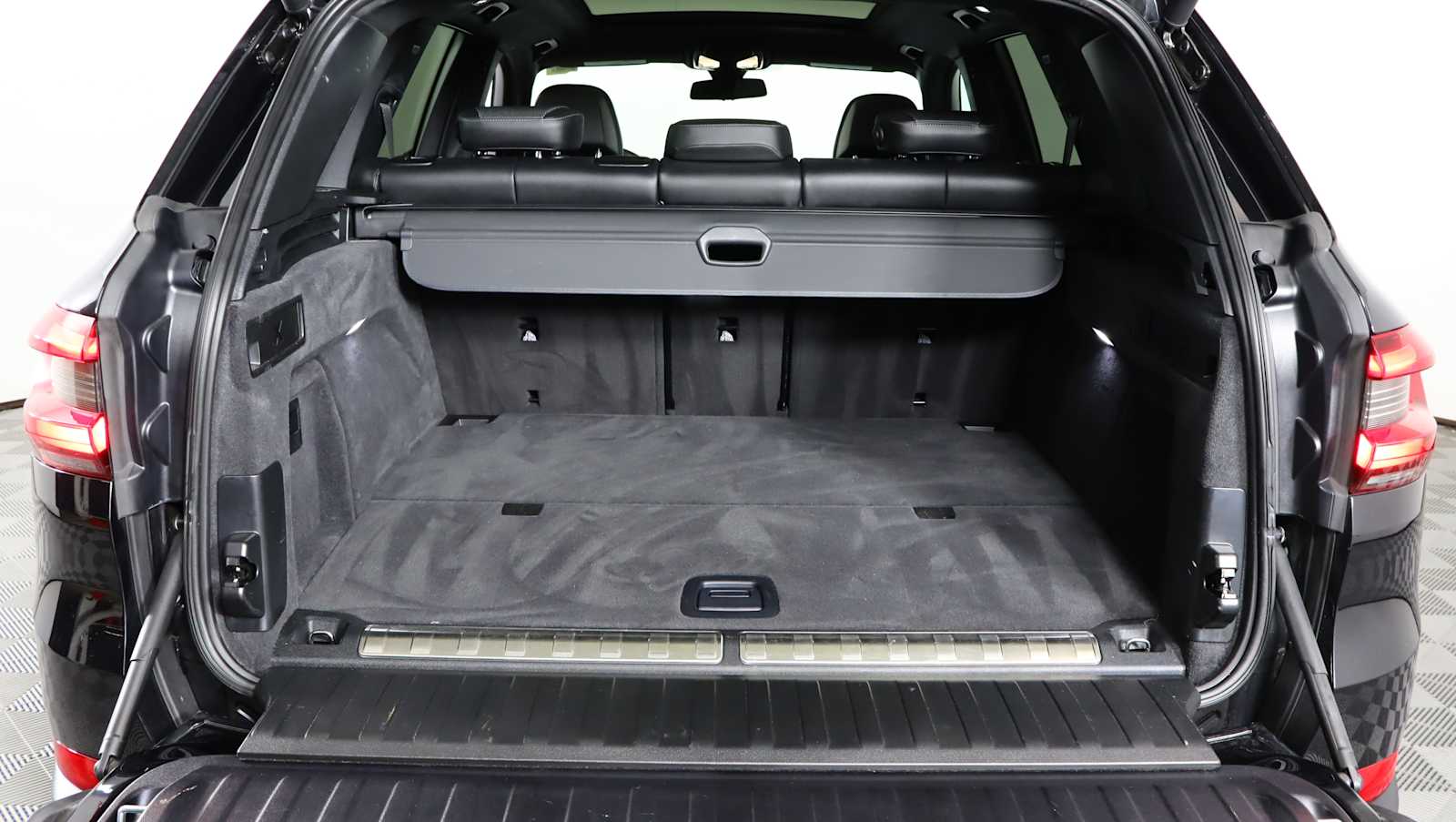 used 2023 BMW X5 PHEV car, priced at $47,629