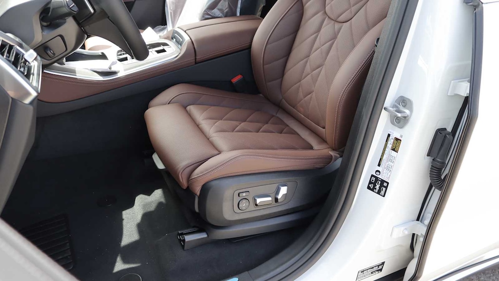New 2026 BMW X5 xDrive40i SUV
