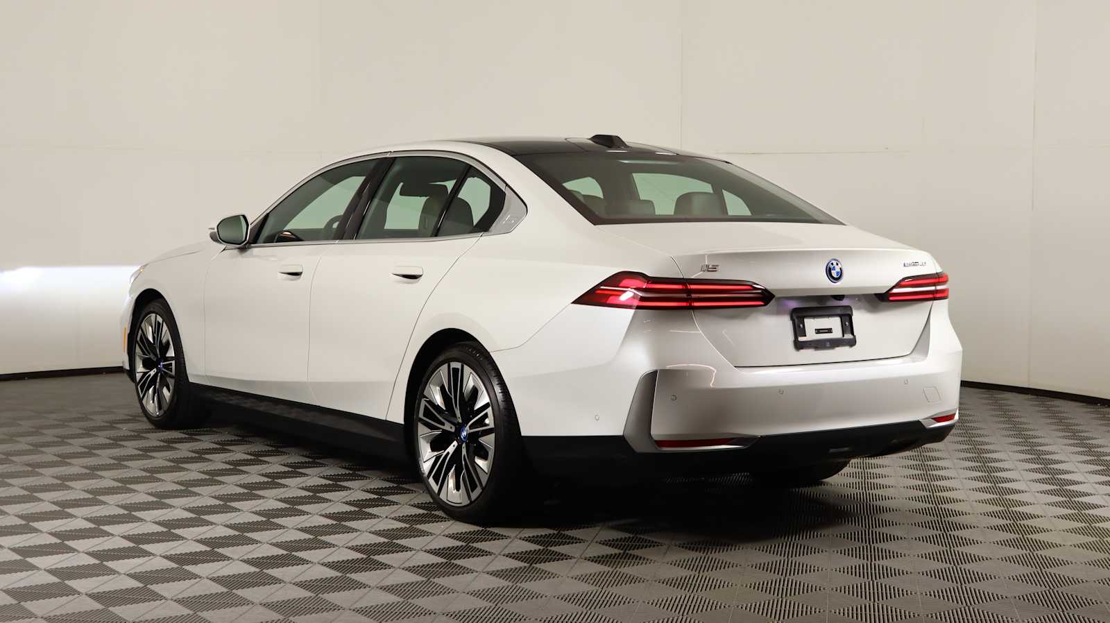2024 Bmw i5 eDrive40 photo 4
