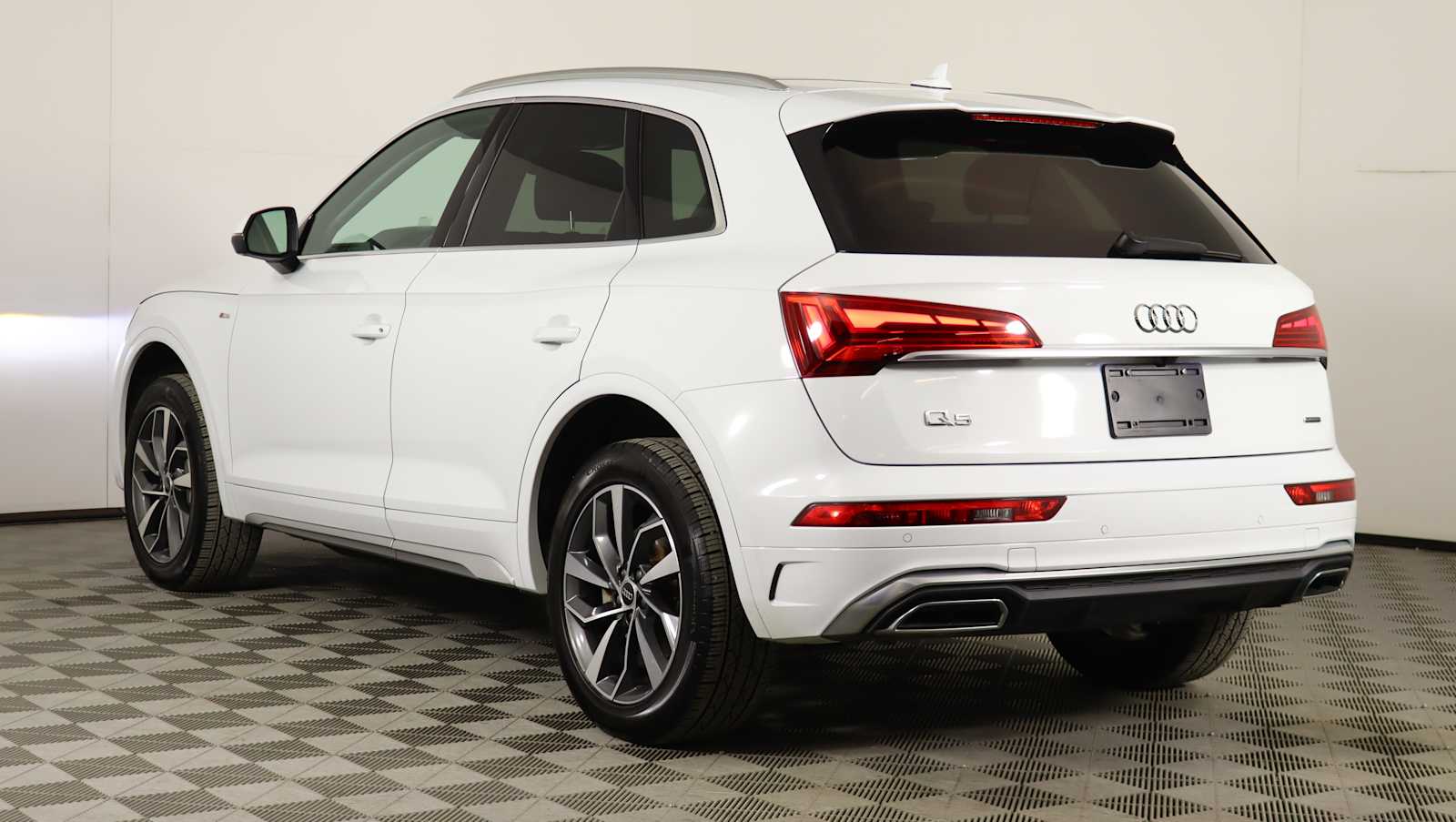 used 2024 Audi Q5 car, priced at $26,882