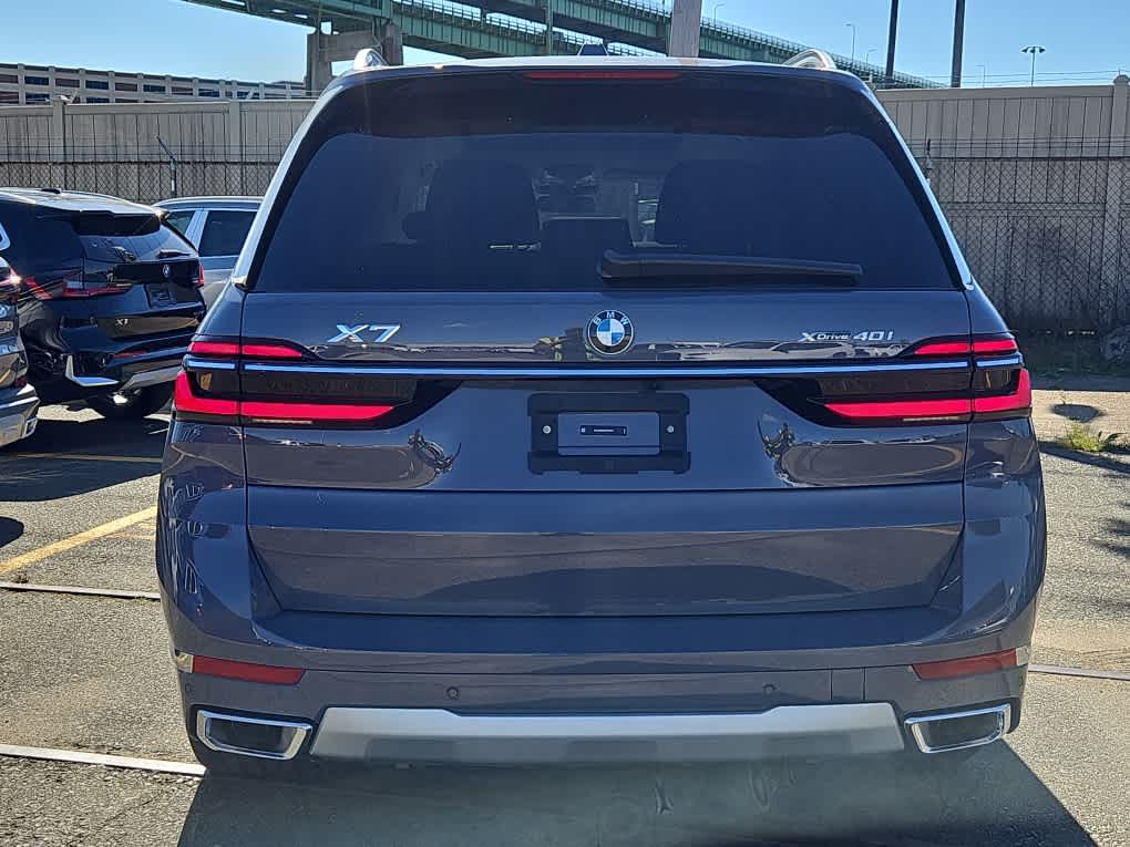 2026 Bmw X7 xDrive40i photo 2