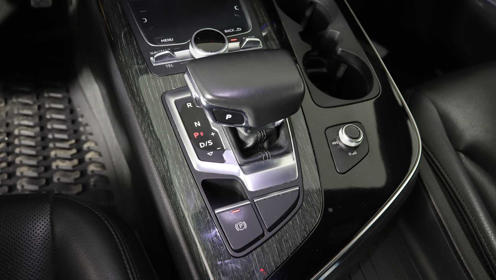 used 2019 Audi Q7 car, priced at $19,828