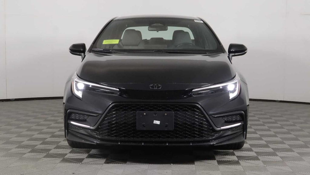 Used 2023 Toyota Corolla SE Sedan