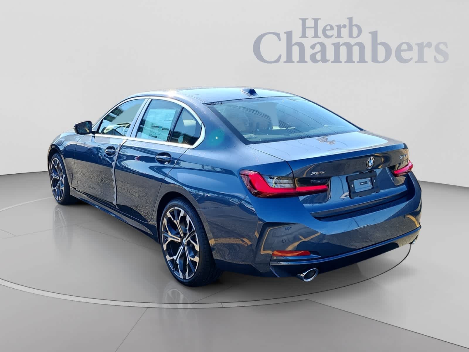 New 2026 BMW 330i xDrive Sedan