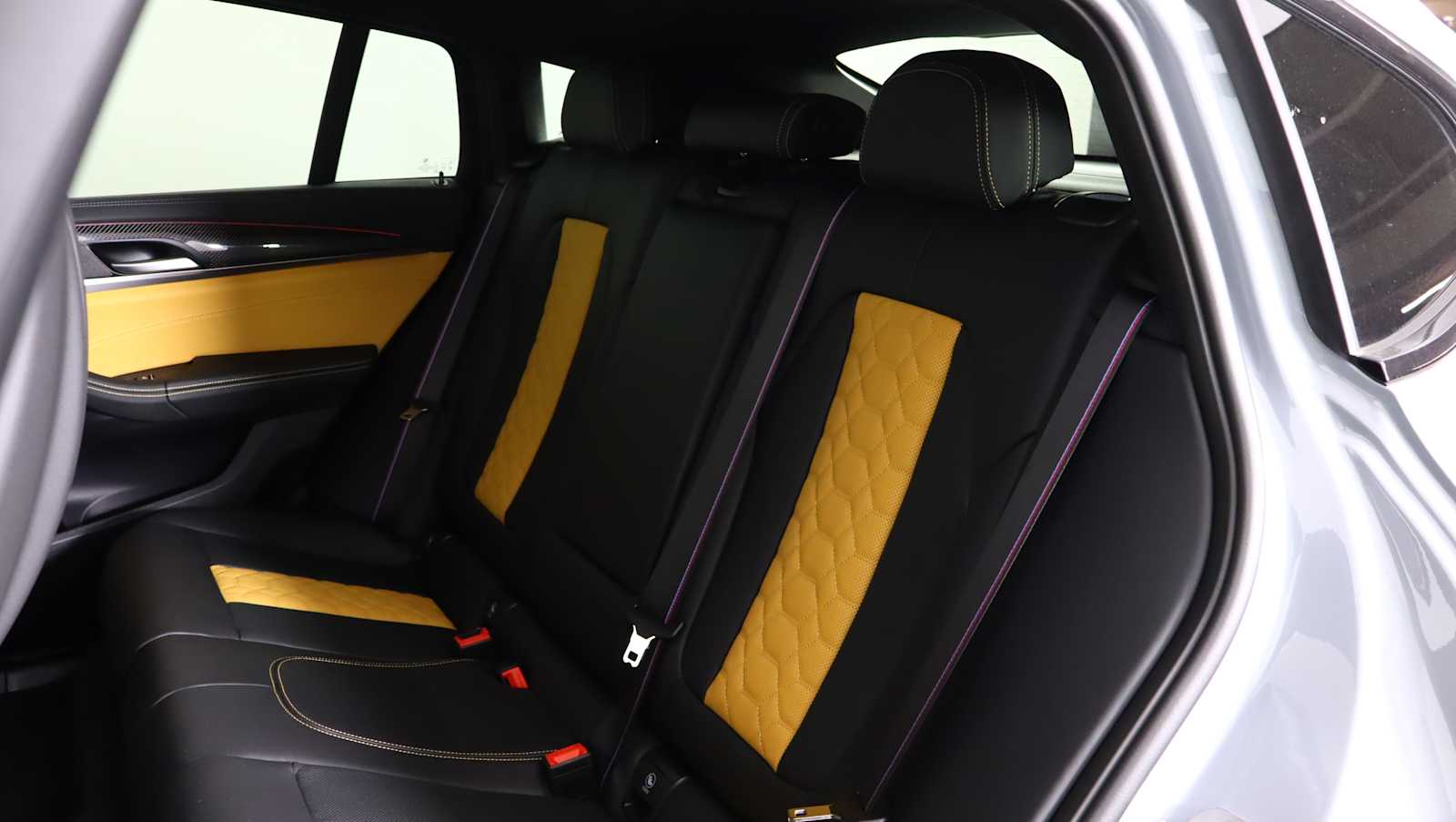 new 2025 BMW X4 M car, priced at $96,405