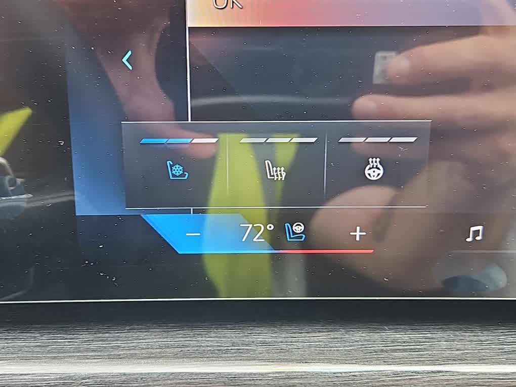 2025 BMW 7 Series 760i - Photo 15