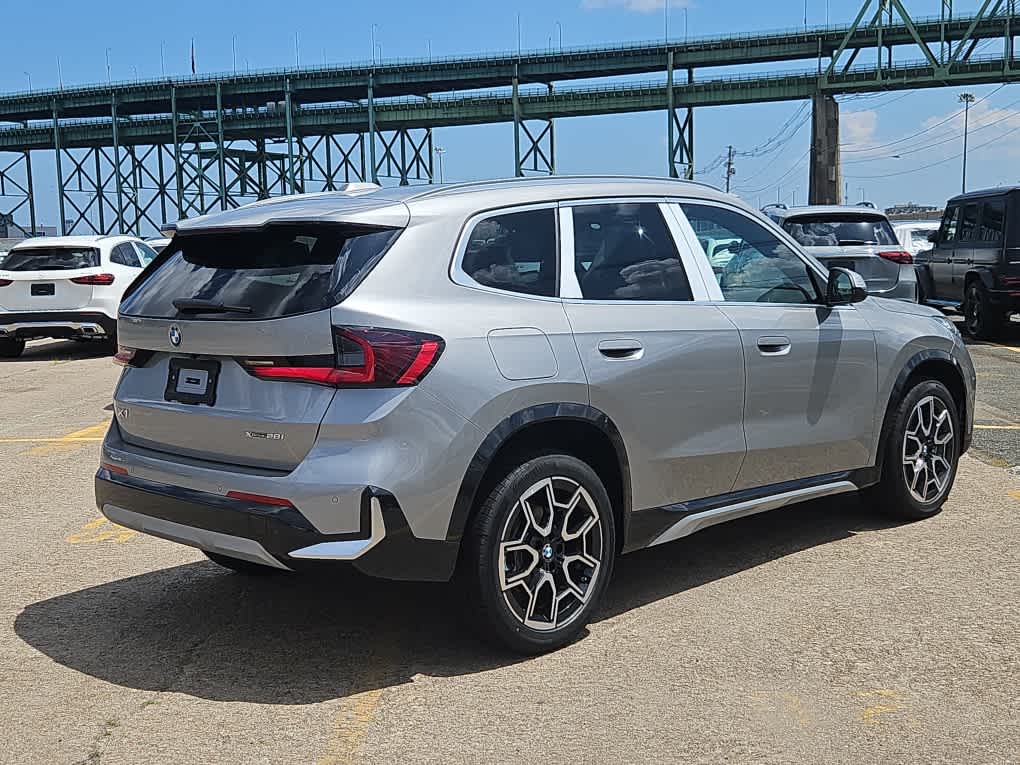 2025 Bmw X1 XDrive28i photo 4