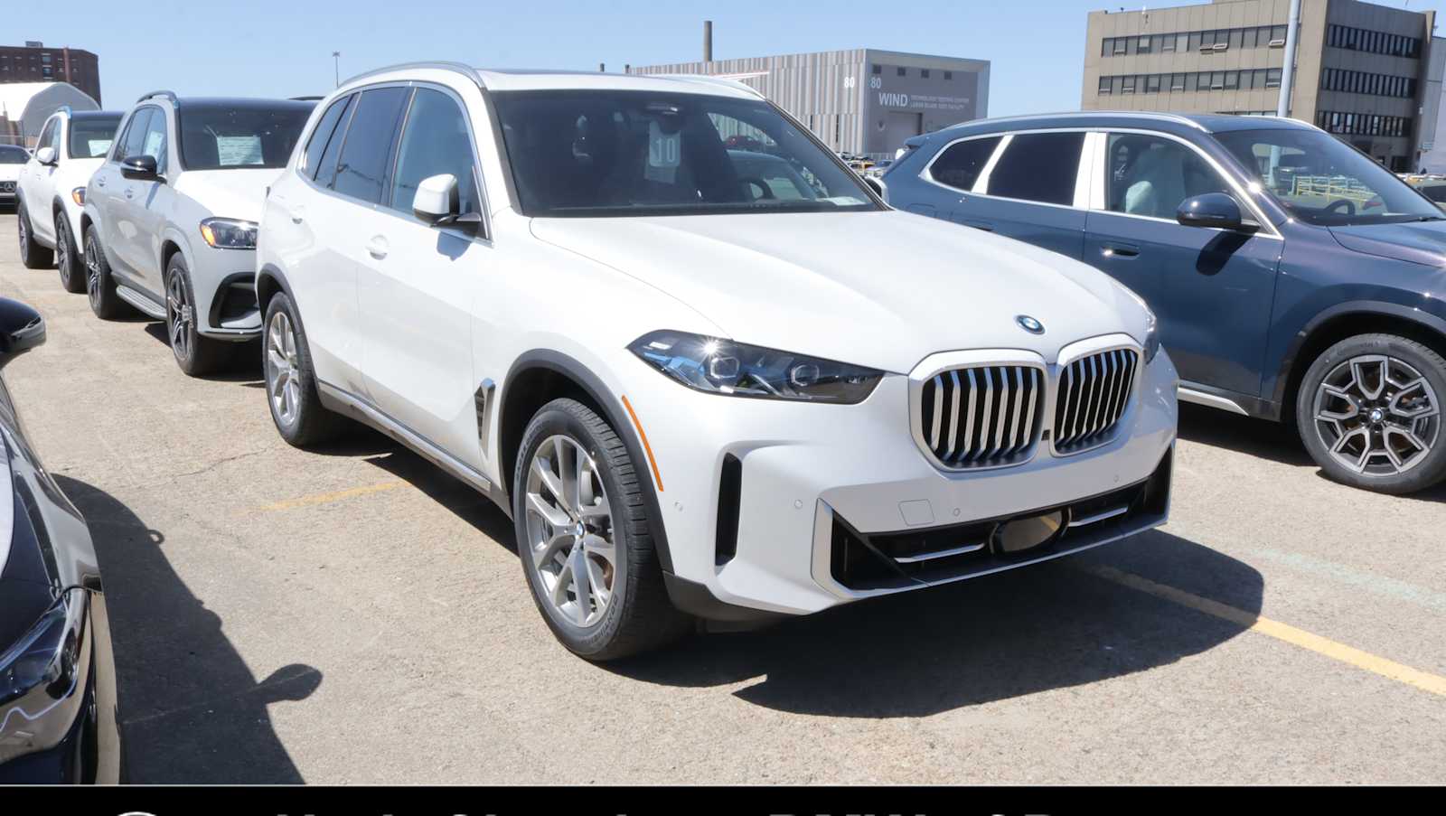 2026 BMW X5 xDrive50e's photo