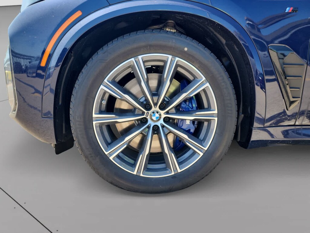 New 2026 BMW X5 M60i SUV