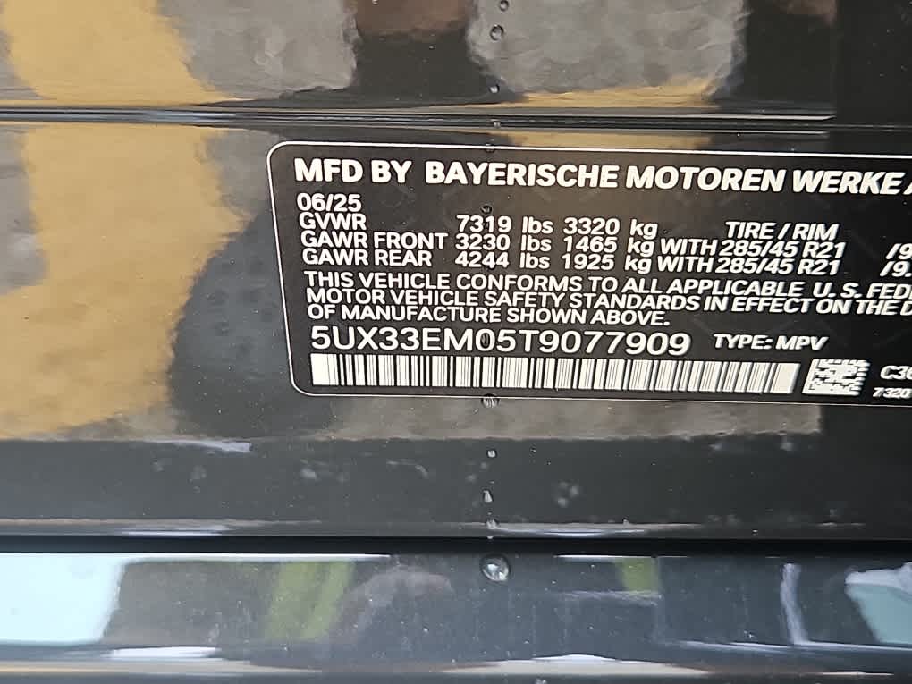 new 2026 BMW X7 car, priced at $125,745