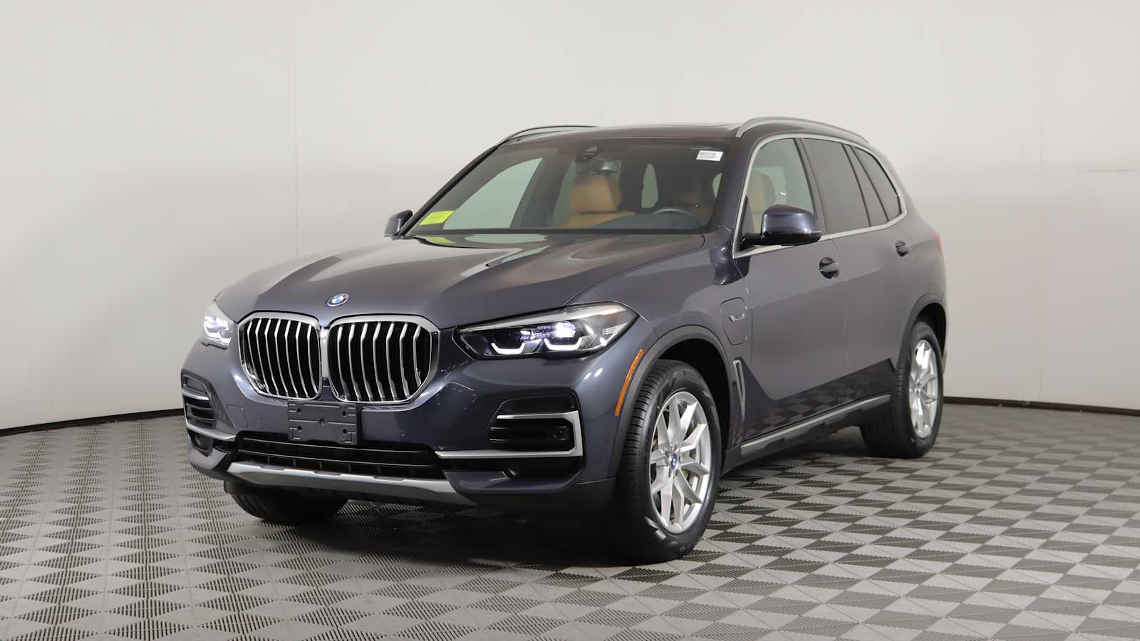 2022 Bmw X5 xDrive45e photo 3