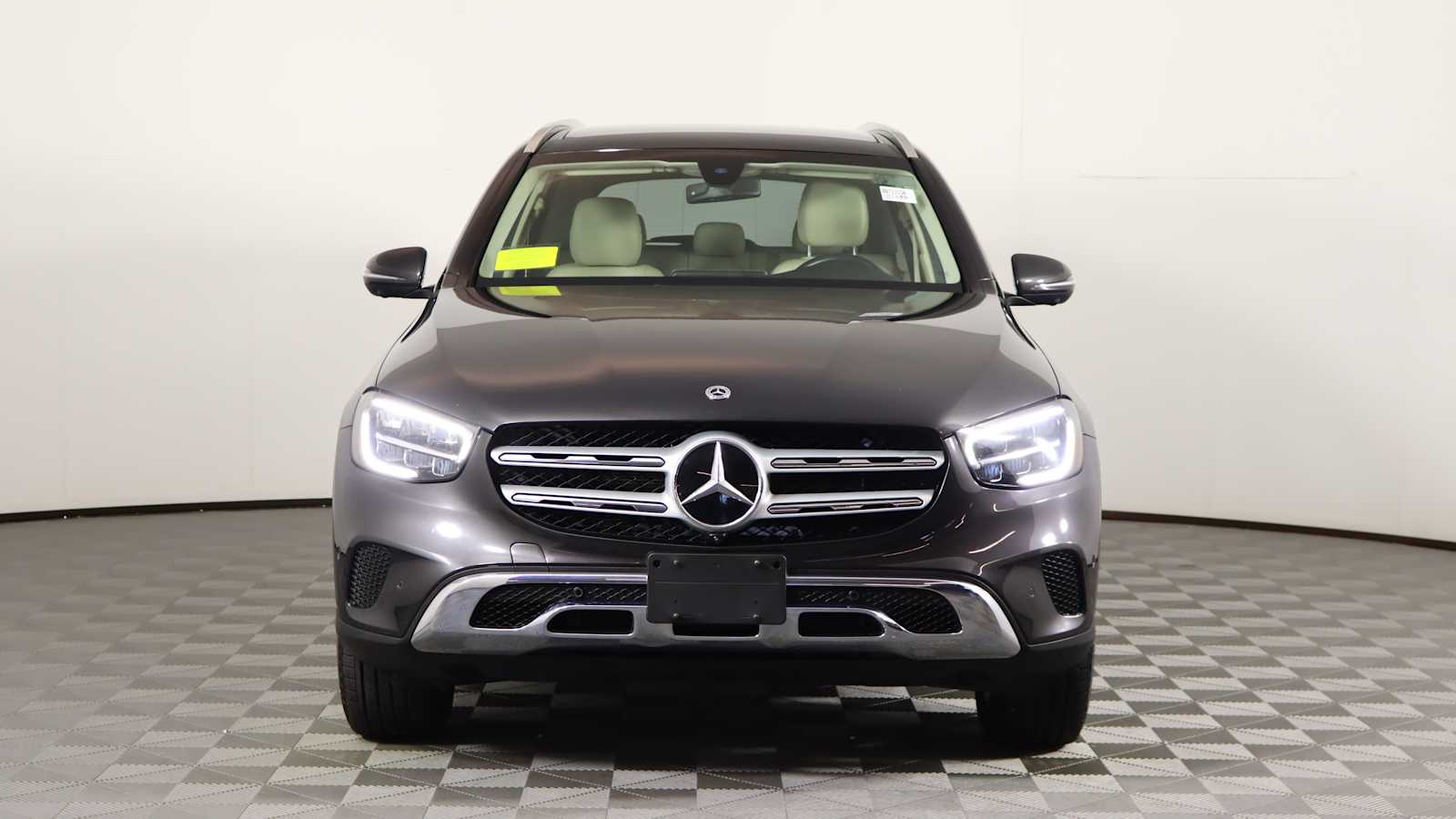 2021 Mercedes Benz GLC 300 4MATIC photo 2