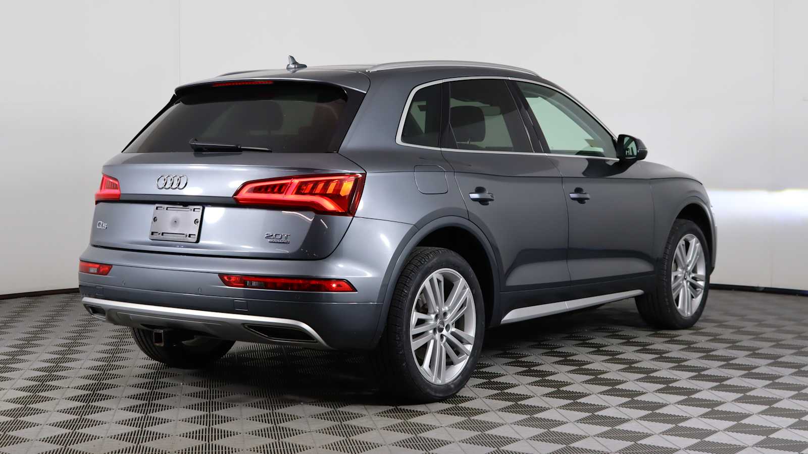 used 2018 Audi Q5 car, priced at $23,528