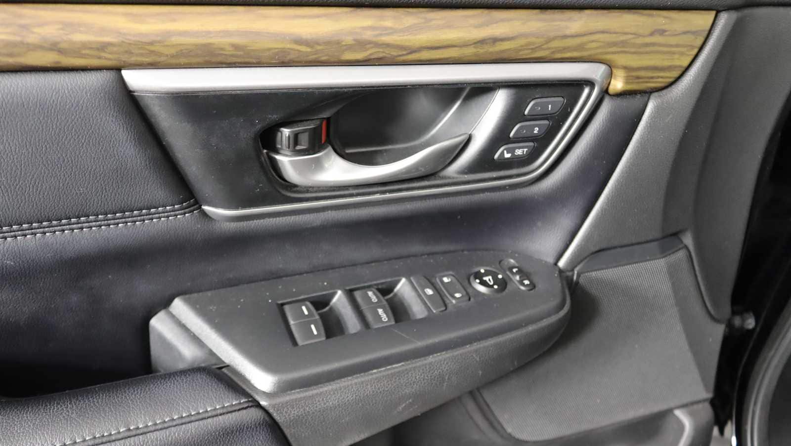 used 2018 Honda CR-V car, priced at $19,778