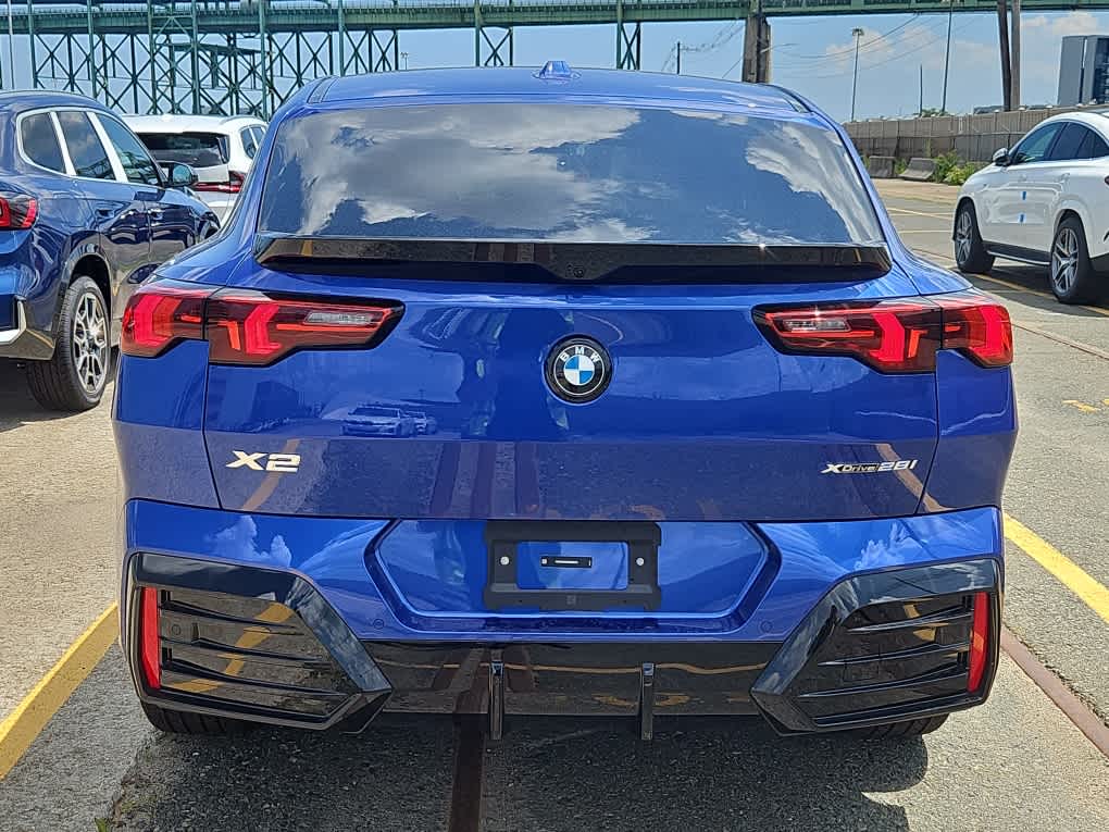 2025 Bmw X2 xDrive28i photo 3