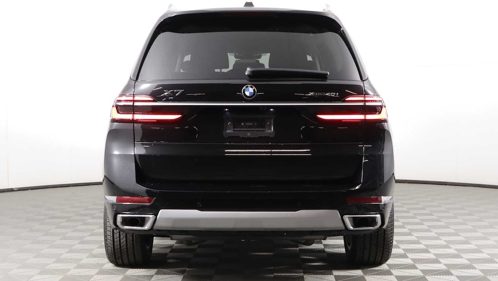 New 2026 BMW X7 xDrive40i SUV