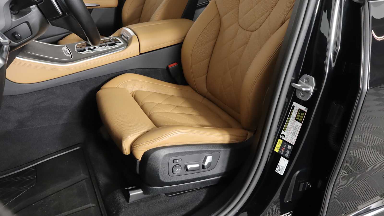 2026 BMW X5 50e - Photo 12