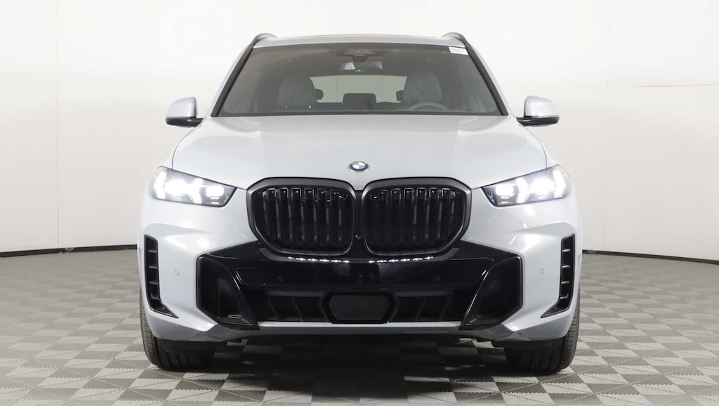 New 2026 BMW X5 xDrive40i SUV