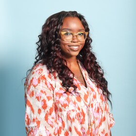 Staff member Alondra Owens from ID_5e7ff3