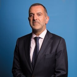 Staff member Hadi Eslami from ID_5e7ff3