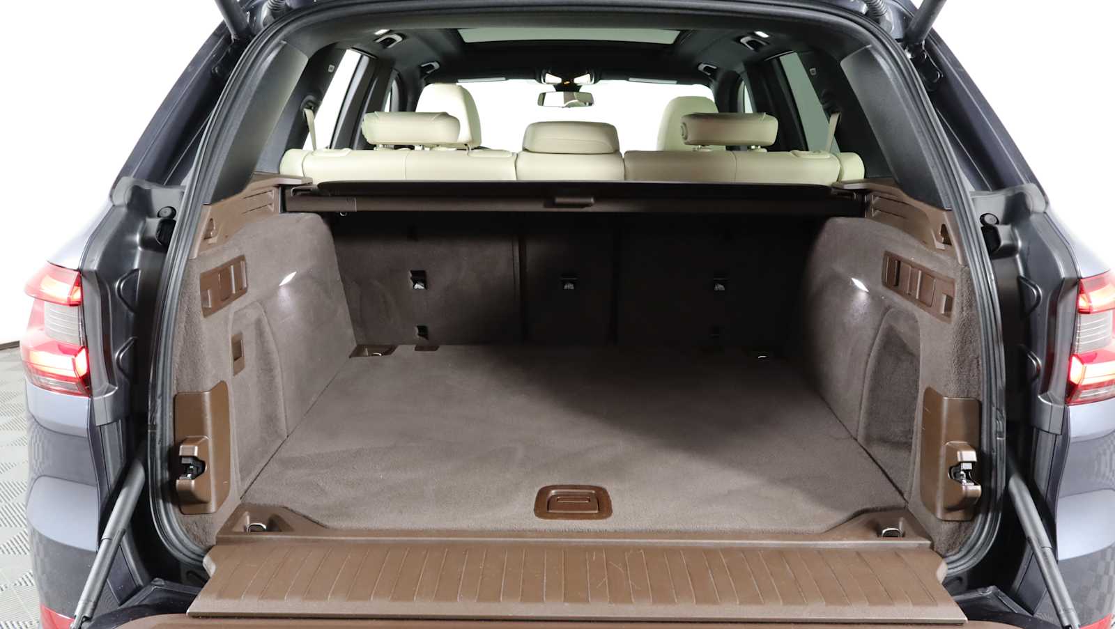 used 2019 BMW X5 car, priced at $27,572