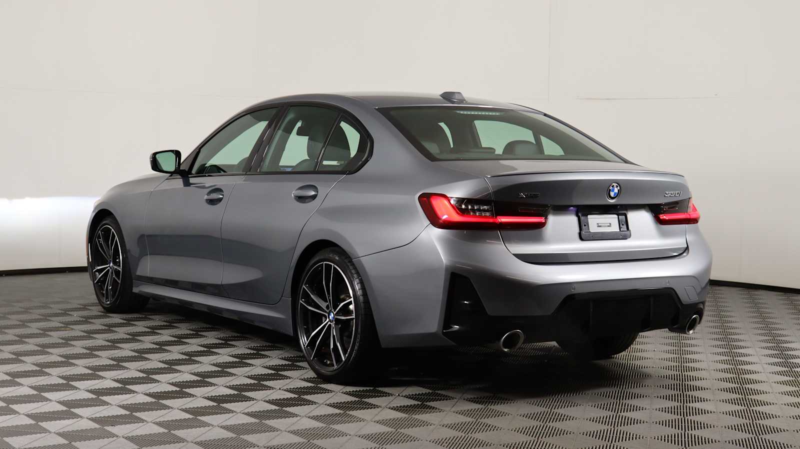 2023 Bmw 330i xDrive photo 4
