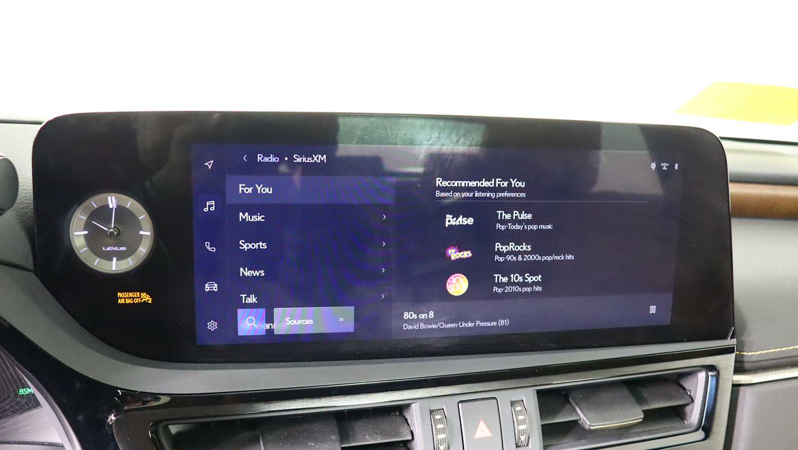 used 2023 Lexus ES 300h car, priced at $35,883