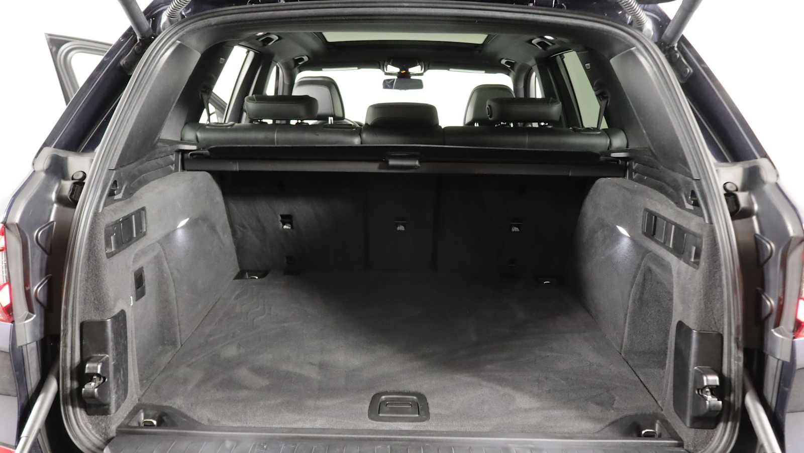 used 2019 BMW X5 car, priced at $26,648