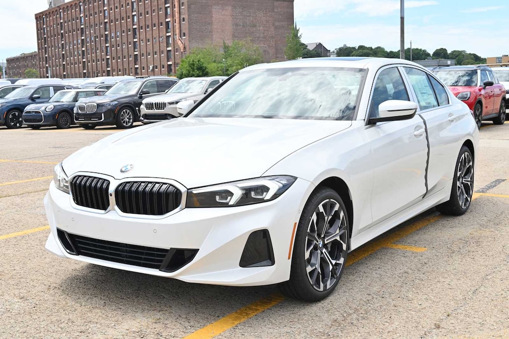 New 2026 BMW 330i xDrive Sedan