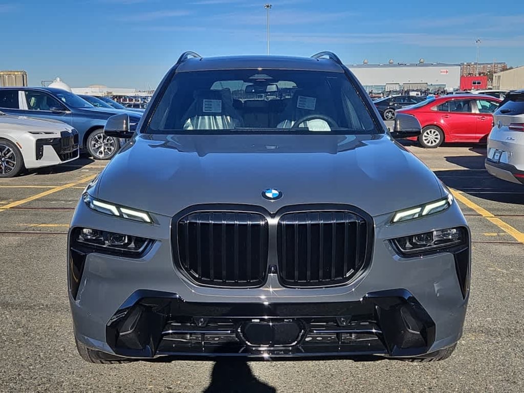 New 2026 BMW X7 xDrive40i SUV