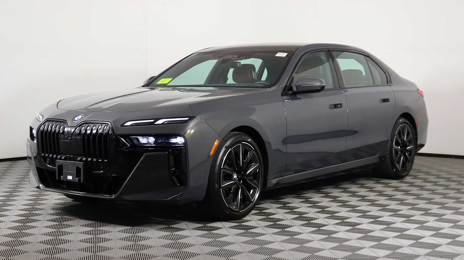 2023 Bmw 760i xDrive photo 2