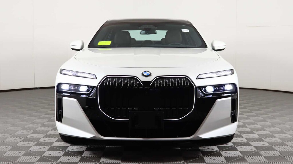 Certified 2024 BMW 760i xDrive Sedan