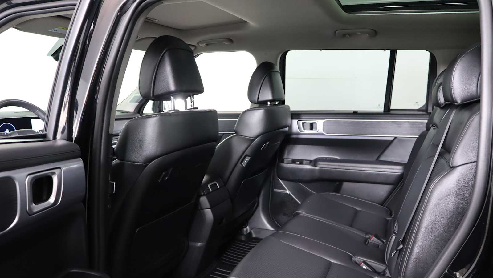 used 2024 Hyundai Santa Fe Hybrid car, priced at $36,634