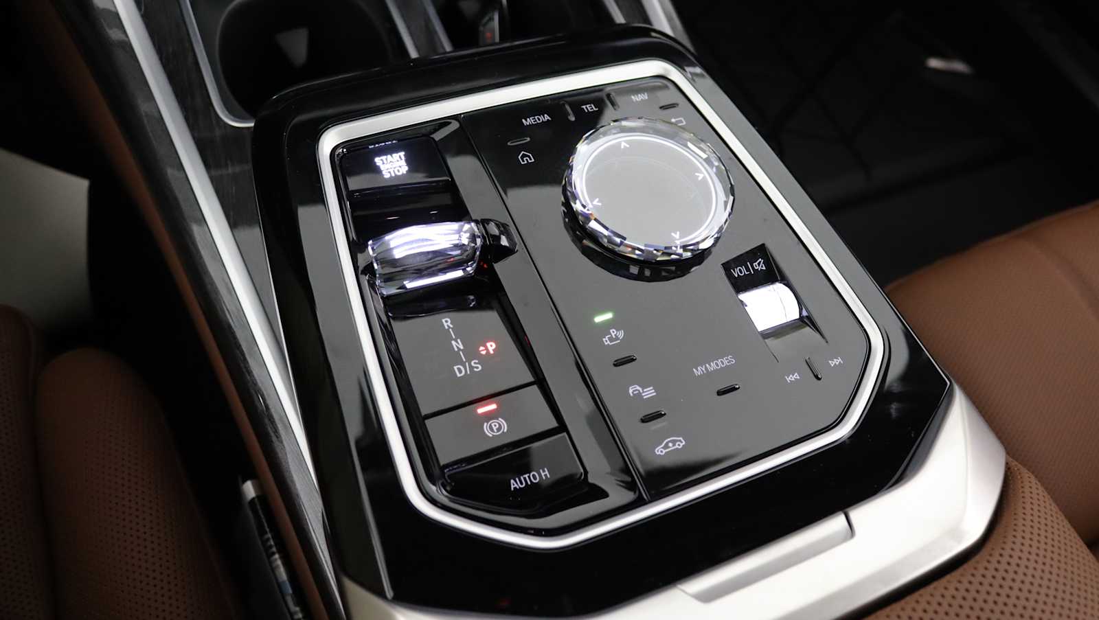 new 2026 BMW 760i car, priced at $136,760
