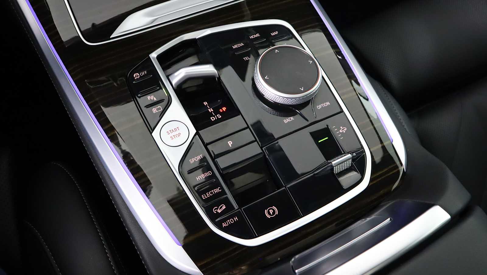 2025 BMW X5 50e - Photo 23