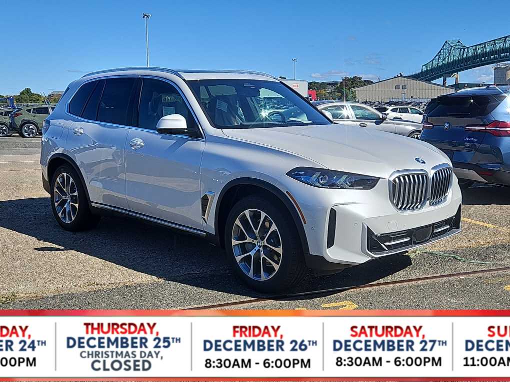 2026 BMW X5 50e's photo