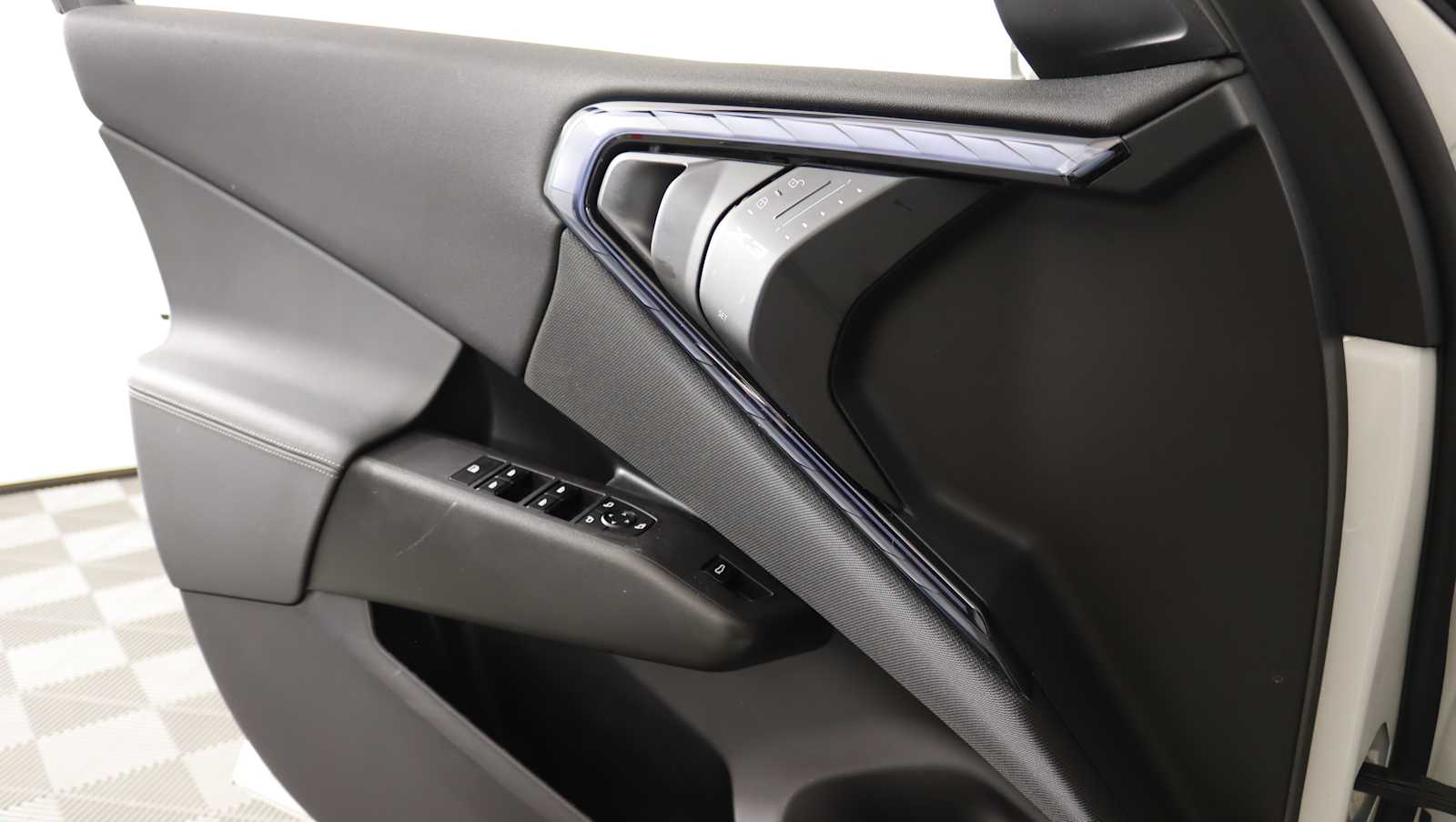 used 2025 BMW X3 car, priced at $45,370