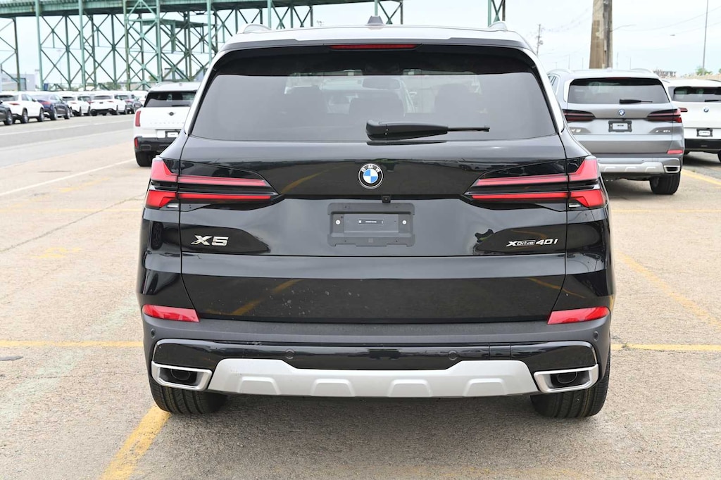 New 2026 BMW X5 xDrive40i SUV