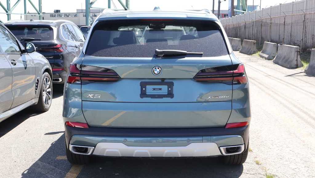 New 2026 BMW X5 PHEV xDrive50e SUV