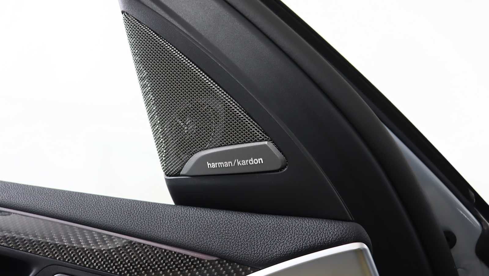 new 2025 BMW X4 M car, priced at $96,405