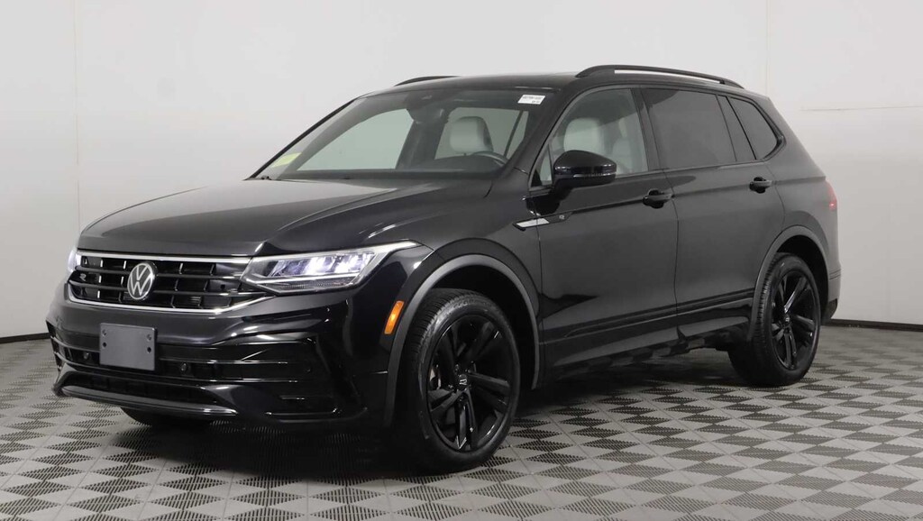 Used 2024 Volkswagen Tiguan 2.0T SE R-Line Black SUV