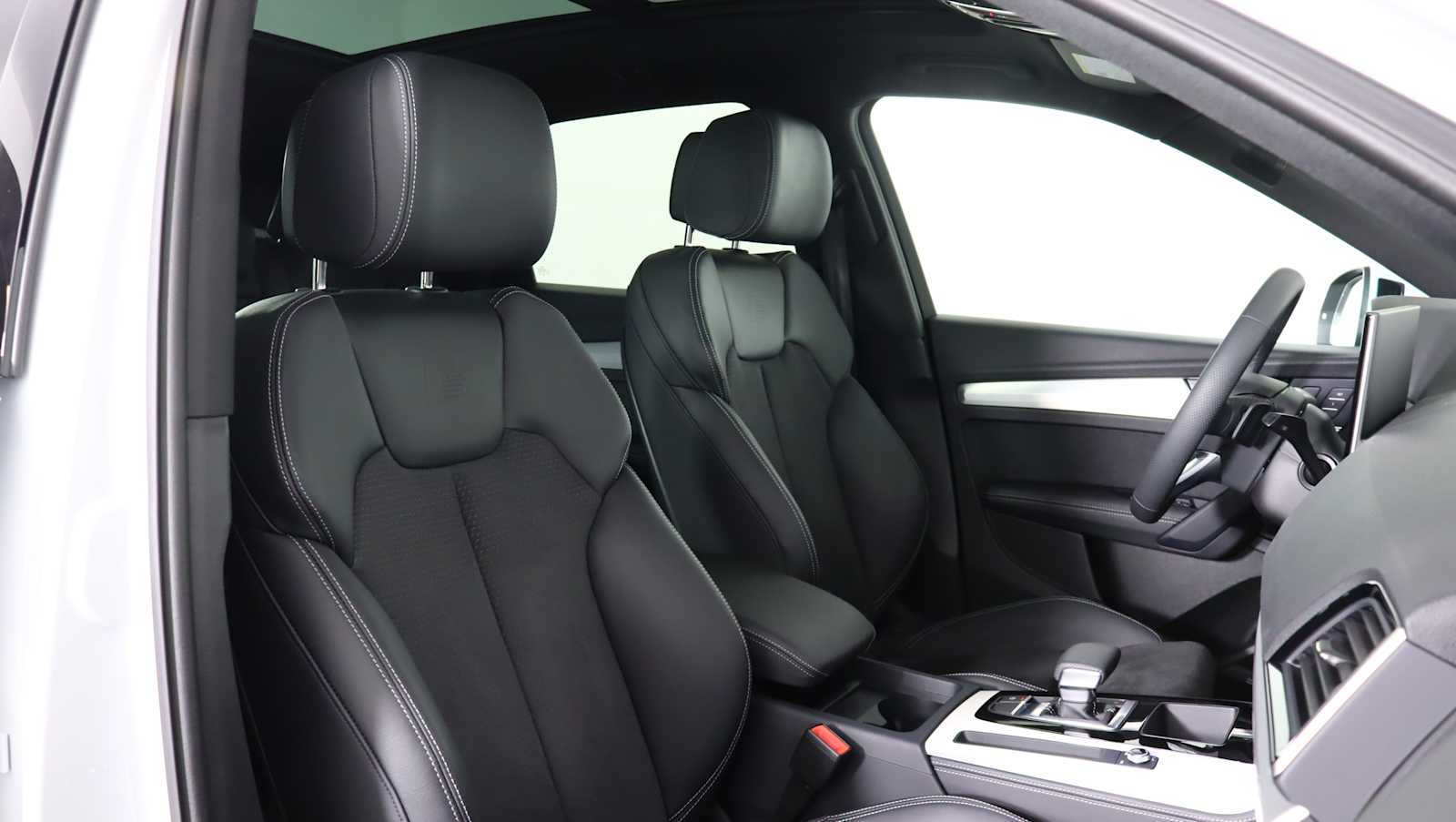 used 2024 Audi Q5 e car, priced at $43,658